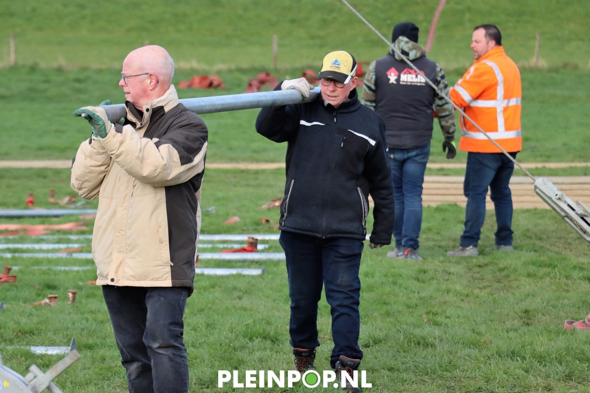 Zaterdag 2 april    (79)